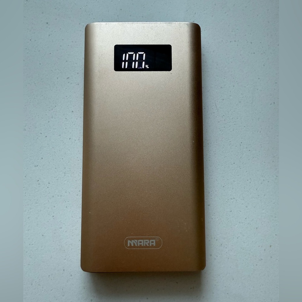 Gold Power Bank 10000mah with Digital Display